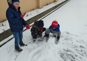 Nasze zabawy na śniegu...