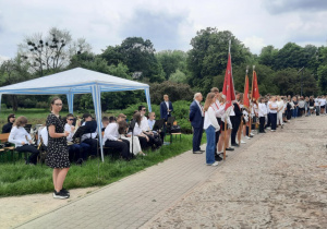 uroczystość pod pomnikiem